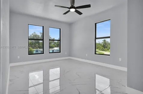 3221 Edgewood Fort Myers FL 33916