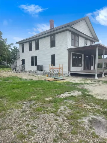 3221 Edgewood Fort Myers FL 33916