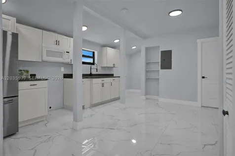 3221 Edgewood Fort Myers FL 33916