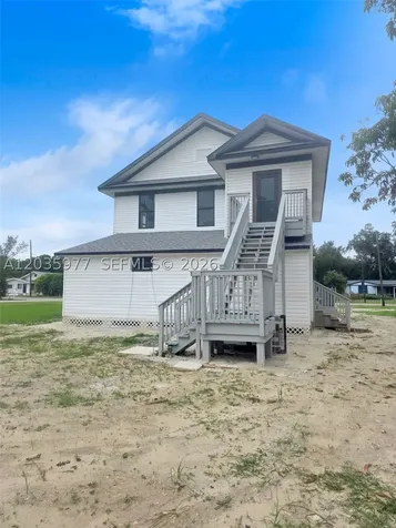 3221 Edgewood Fort Myers FL 33916