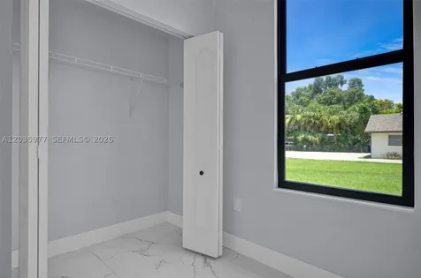 3221 Edgewood Fort Myers FL 33916
