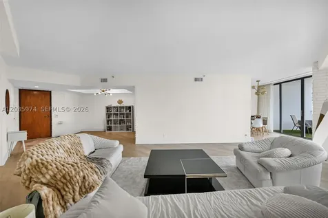 19707 Turnberry Way Aventura FL 33180