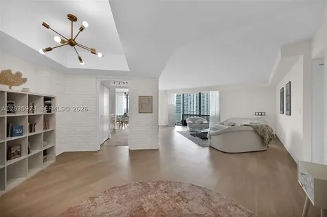19707 Turnberry Way Aventura FL 33180