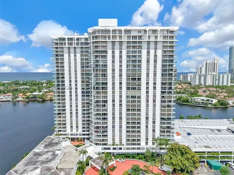 19707 Turnberry Way Aventura FL 33180