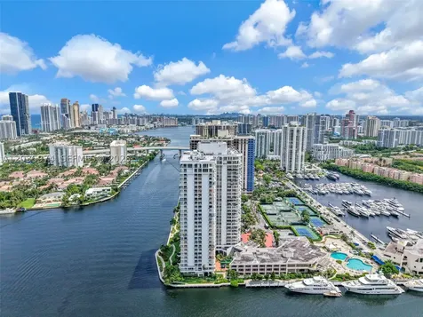 19707 Turnberry Way Aventura FL 33180