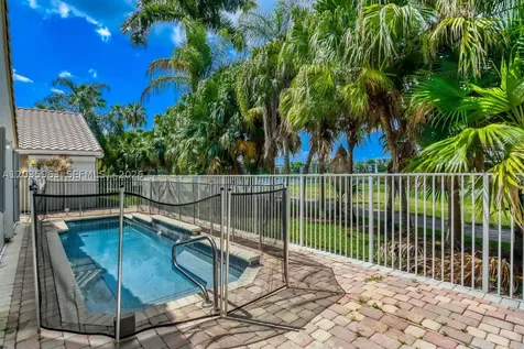 16270 La Costa Drive Weston FL 33326