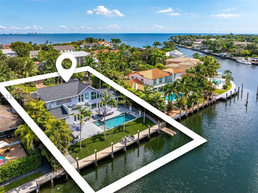 6944 Sunrise Terrace Coral Gables FL 33133