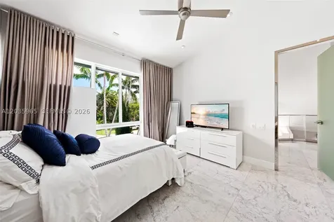 6944 Sunrise Terrace Coral Gables FL 33133
