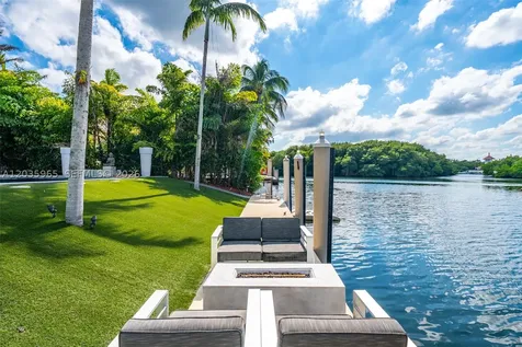 6944 Sunrise Terrace Coral Gables FL 33133