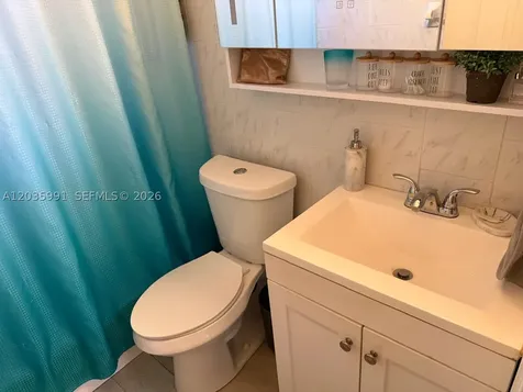 917 NE 10th Street Hallandale Beach FL 33009