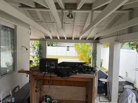 917 NE 10th Street Hallandale Beach FL 33009