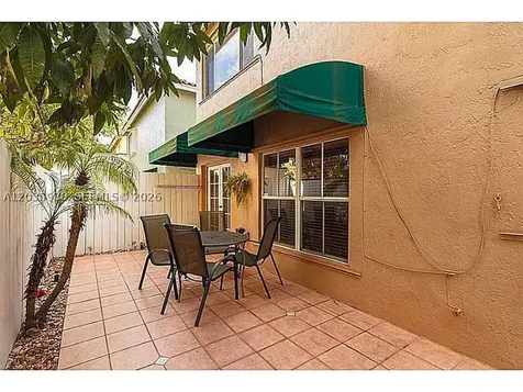 8627 NW 1st Lane Miami FL 33126