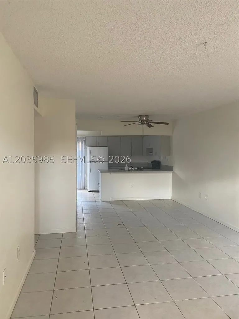 15695 SW 82nd Cir Lane Miami FL 33193