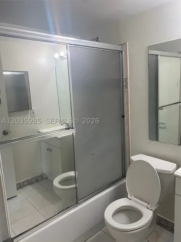 15695 SW 82nd Cir Lane Miami FL 33193