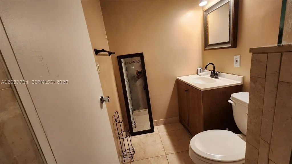 5981 Washington Street Hollywood FL 33023