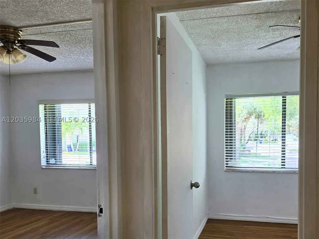 5981 Washington Street Hollywood FL 33023