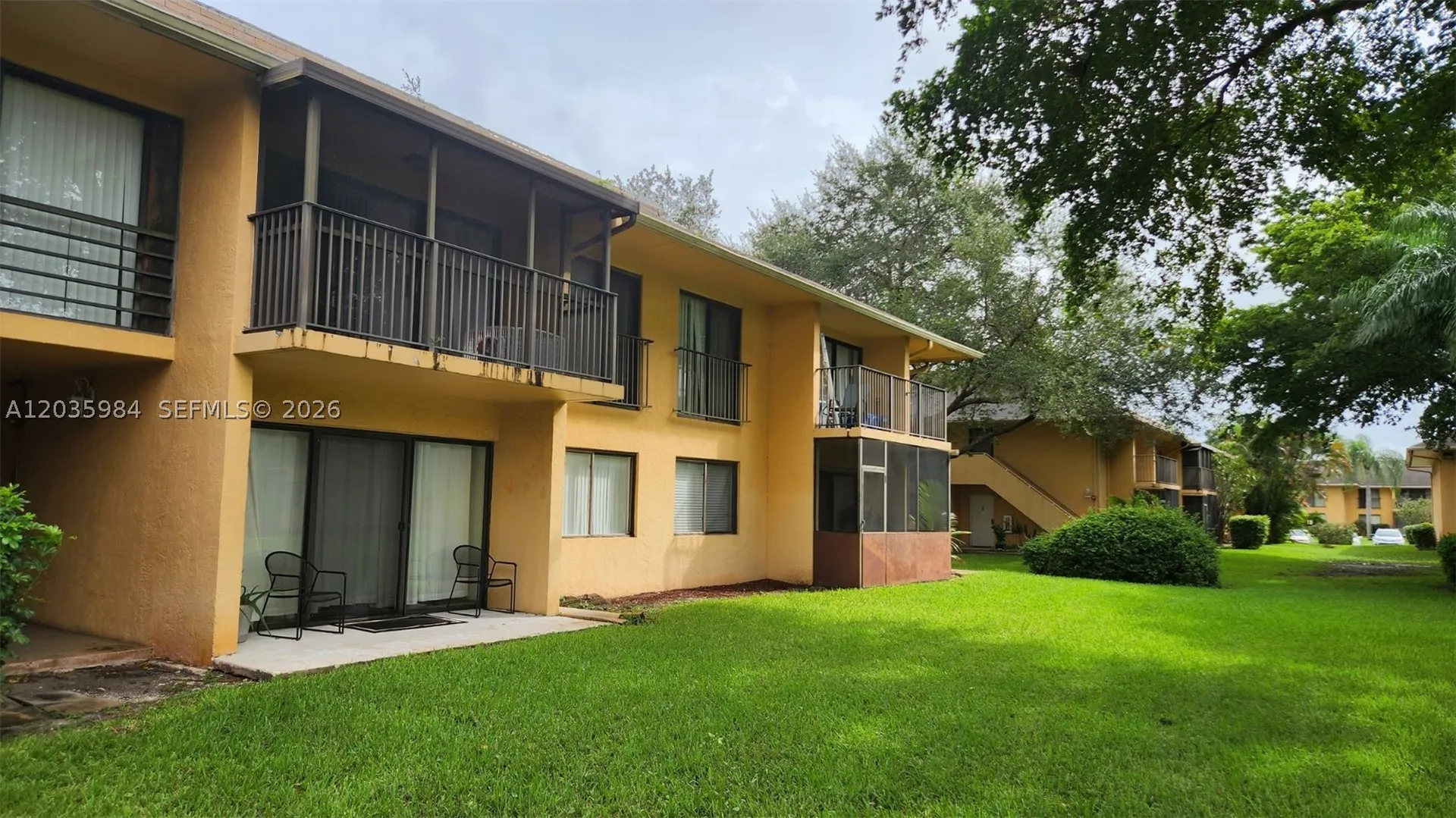 5981 Washington Street Hollywood FL 33023