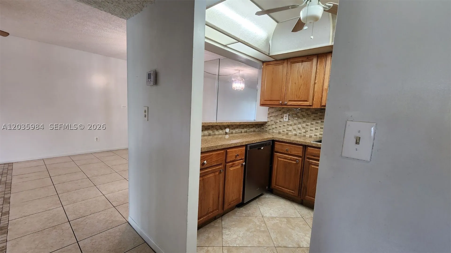 5981 Washington Street Hollywood FL 33023