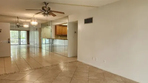 5981 Washington Street Hollywood FL 33023