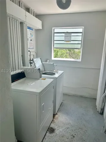 1340 Lincoln Road Miami Beach FL 33139
