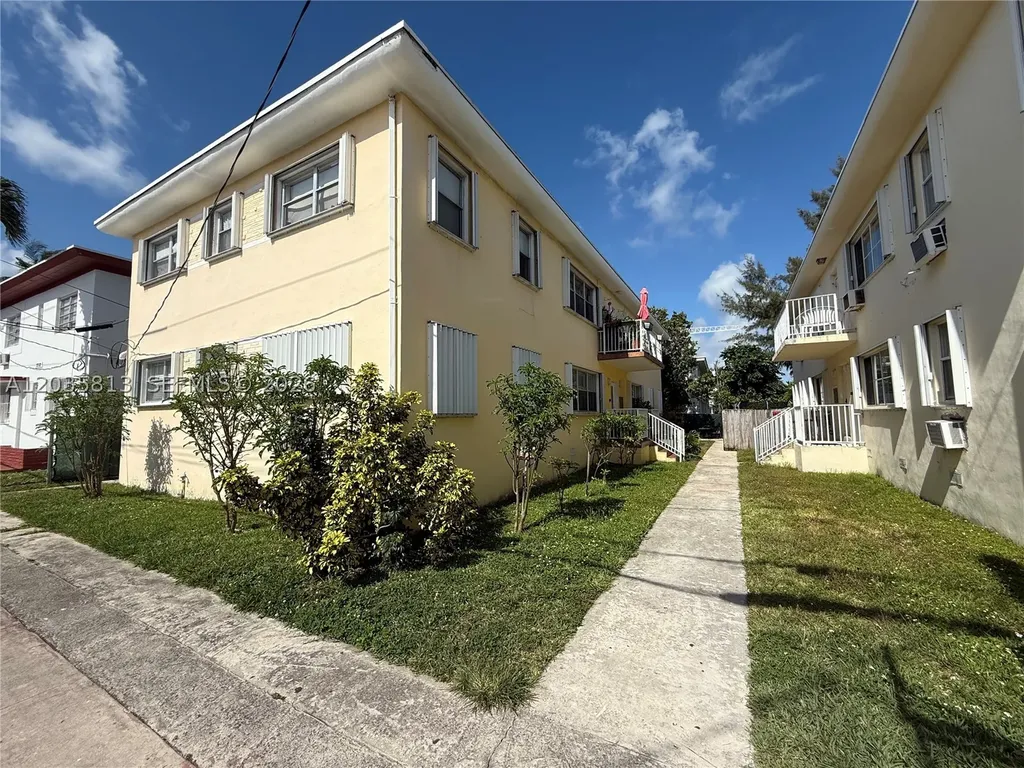 7720 Byron Avenue Miami Beach FL 33141
