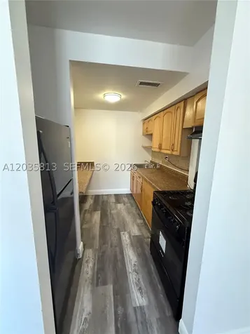 7720 Byron Avenue Miami Beach FL 33141