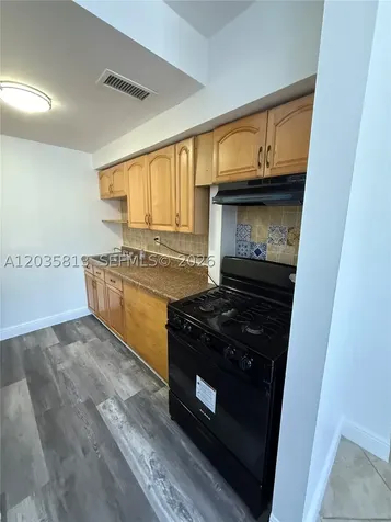 7720 Byron Avenue Miami Beach FL 33141