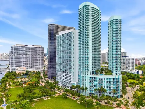1900 N Bayshore Drive Miami FL 33132