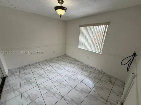 1285 W 26th Place Hialeah FL 33010