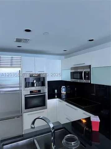 17121 Collins Avenue Sunny Isles Beach FL 33160