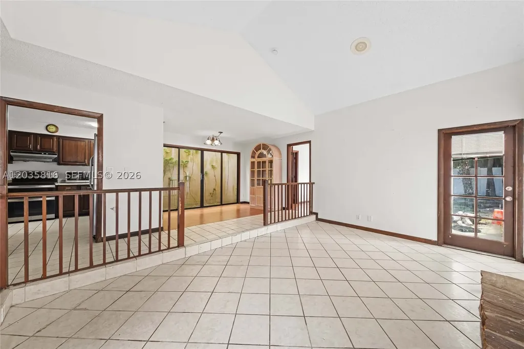 443 NE 38th Street Boca Raton FL 33431