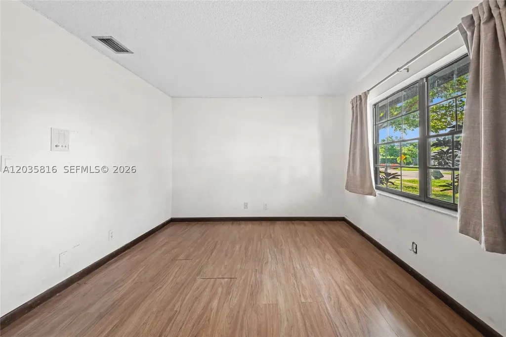 443 NE 38th Street Boca Raton FL 33431