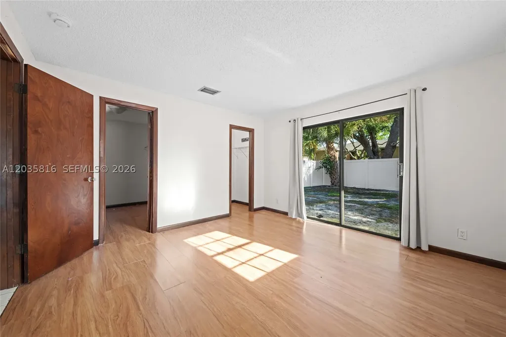 443 NE 38th Street Boca Raton FL 33431