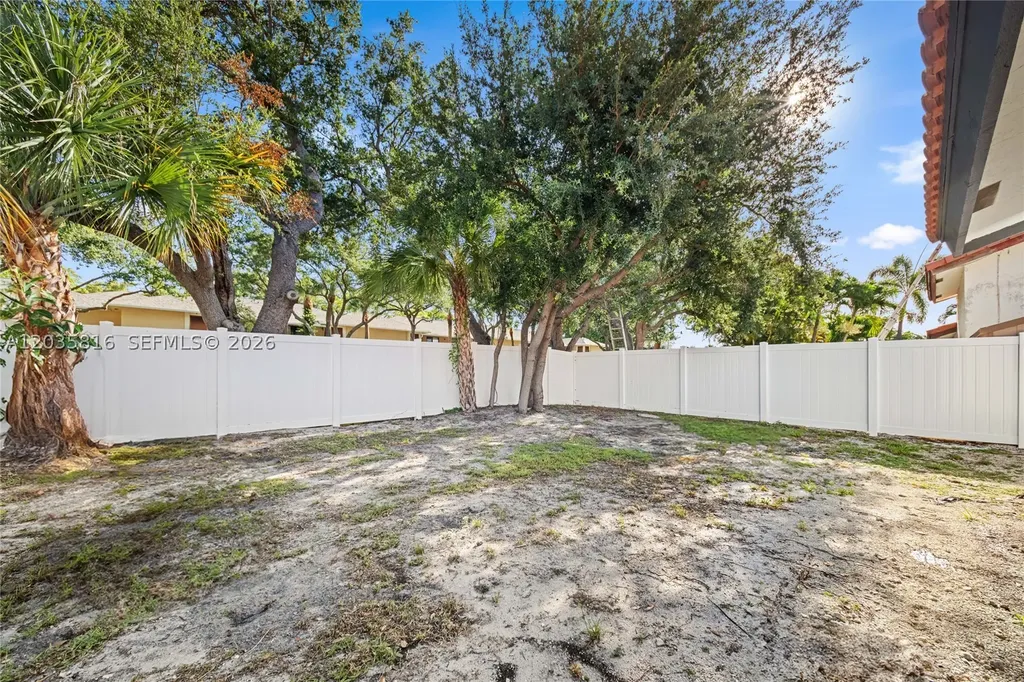 443 NE 38th Street Boca Raton FL 33431