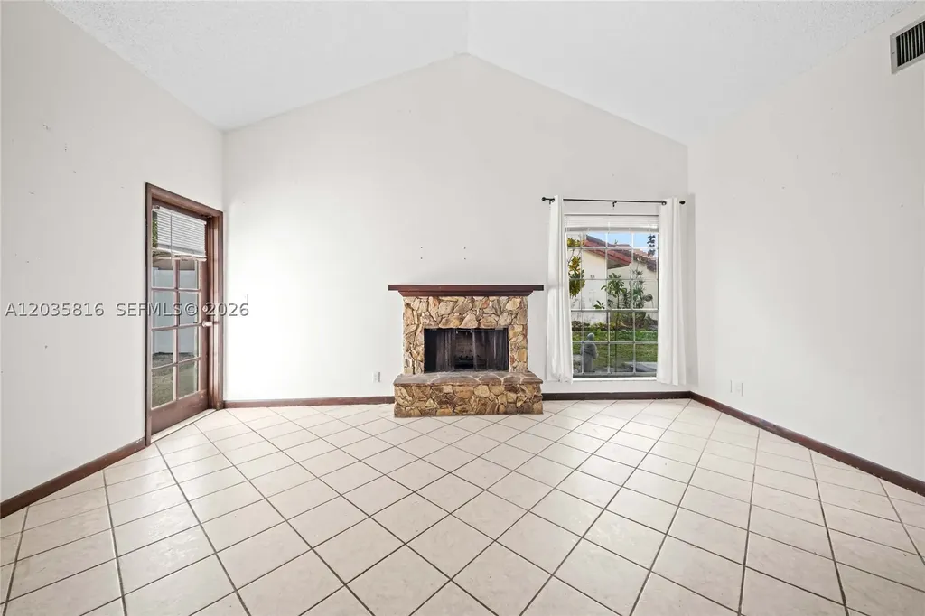 443 NE 38th Street Boca Raton FL 33431