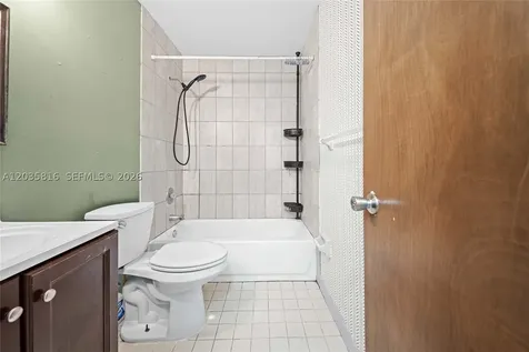 443 NE 38th Street Boca Raton FL 33431