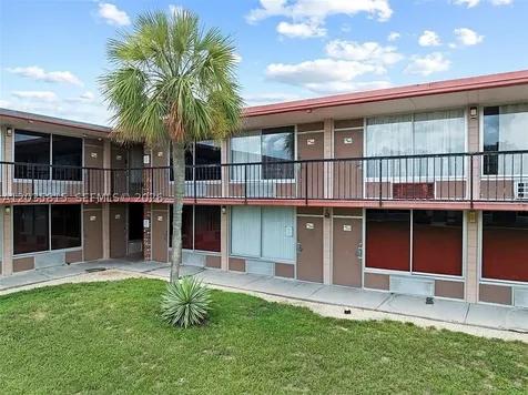 43420 Highway 27 Davenport FL 33837
