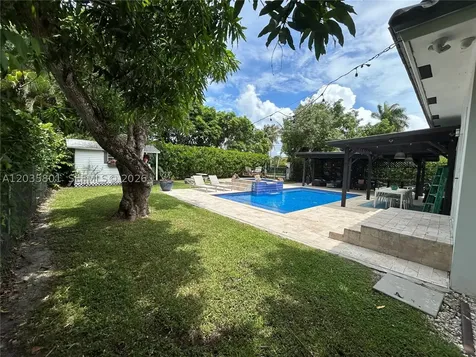 12885 SW 77 Avenue Pinecrest FL 33156