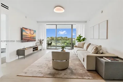 10203 Collins Avenue Bal Harbour FL 33154