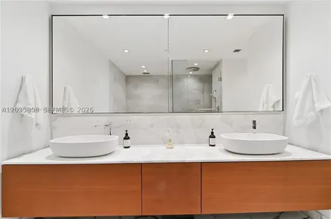 10203 Collins Avenue Bal Harbour FL 33154