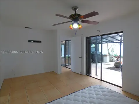 10857 SW 132nd Cir Court Miami FL 33186