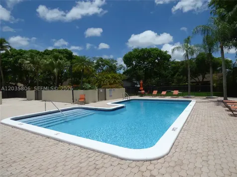 10857 SW 132nd Cir Court Miami FL 33186
