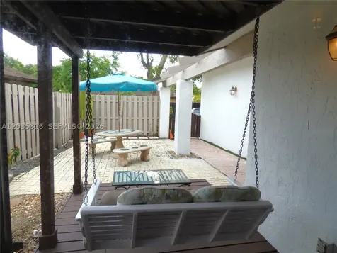 10857 SW 132nd Cir Court Miami FL 33186