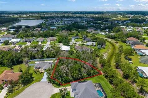 5501 Chapel Court Port St. Lucie FL 34986