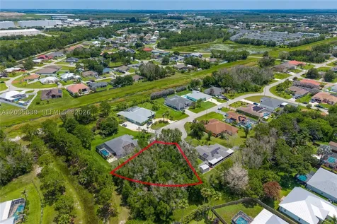 5501 Chapel Court Port St. Lucie FL 34986