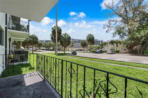 17150 NE 23rd Avenue North Miami Beach FL 33160