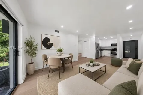 17150 NE 23rd Avenue North Miami Beach FL 33160