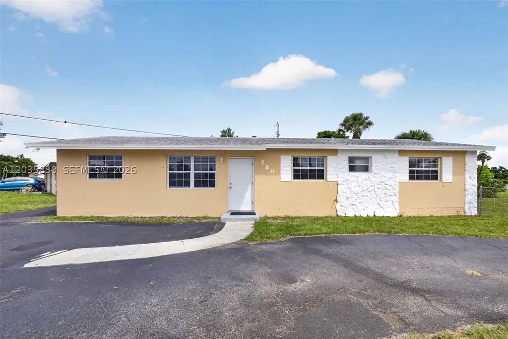 560 W 34th Street Riviera Beach FL 33404