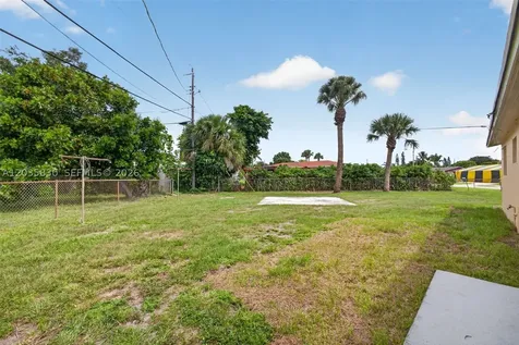560 W 34th Street Riviera Beach FL 33404