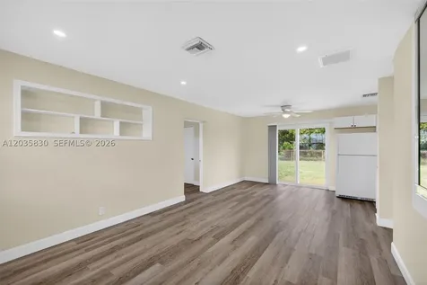560 W 34th Street Riviera Beach FL 33404